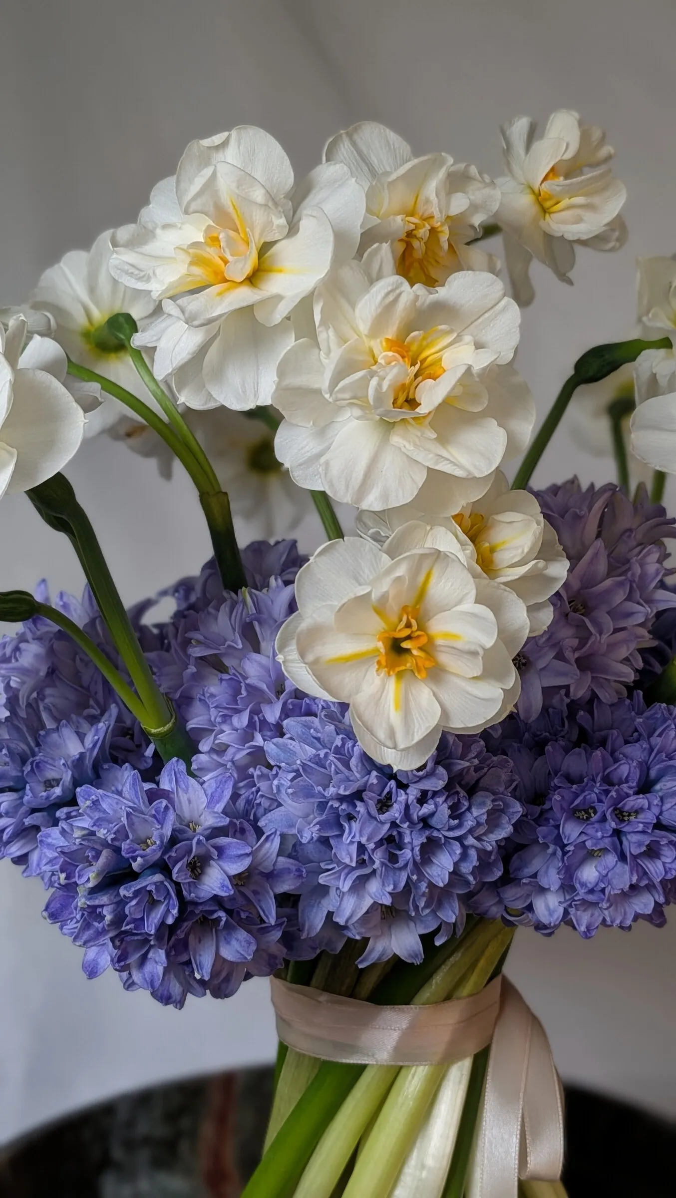 Hyacinth & Daffodils floral arrangement